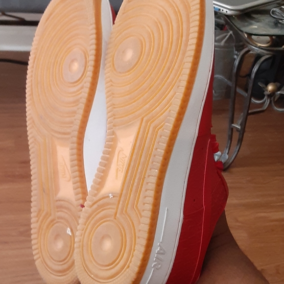 Nike Air Force 1's - Picture 3 of 4